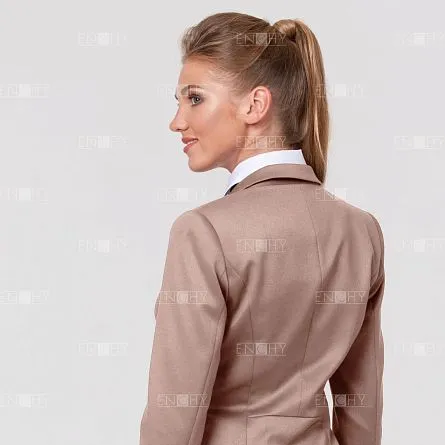 Модные цвета Pantone 2025 в одежде